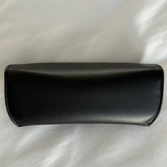 Ray-Ban Rose-Tinted Sunglasses - Picture 9 of 9